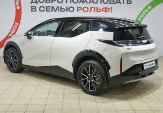 Подержанный автомобиль Zeekr X 2023 года (6 фото)