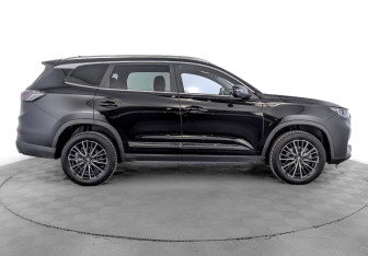 Подержанный автомобиль Chery Tiggo 8 Pro Max 2023 года (4 фото)