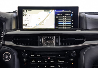 Подержанный автомобиль Lexus LX 2019 года (17 фото)