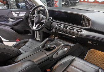 Подержанный автомобиль Mercedes-Benz GLE 2020 года (11 фото)