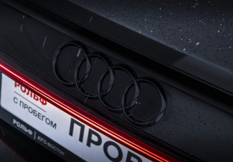 Подержанный автомобиль Audi A7 2021 года (9 фото)