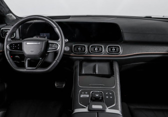 Подержанный автомобиль Jaecoo J8 2024 года (12 фото)