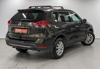 Подержанный автомобиль Nissan X-Trail 2021 года (5 фото)