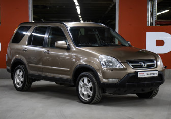 Подержанный автомобиль Honda CR-V 2003 года (3 фото)