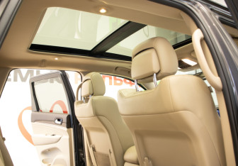 Подержанный автомобиль Jeep Grand Cherokee 2019 года (33 фото)