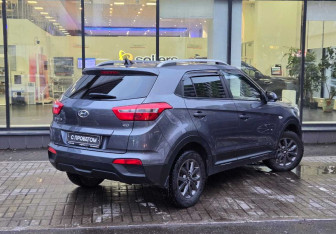 Подержанный автомобиль Hyundai Creta 2021 года (8 фото)