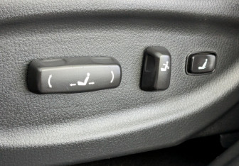 Подержанный автомобиль Kia Sorento 2011 года (20 фото)