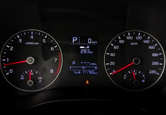 Подержанный автомобиль Kia Rio Hatchback 2021 года (13 фото)