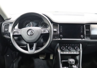 Подержанный автомобиль Skoda Kodiaq 2019 года (14 фото)