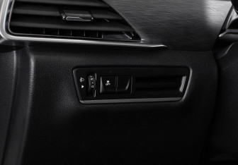 Новый FAW Bestune T77 2023 (10 фото)