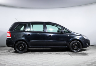 Подержанный автомобиль Opel Zafira Compactvan 2014 года (4 фото)