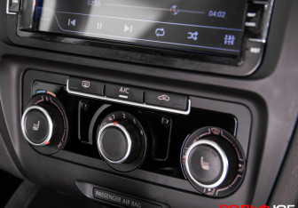 Подержанный автомобиль Volkswagen Jetta Sedan 2014 года (14 фото)