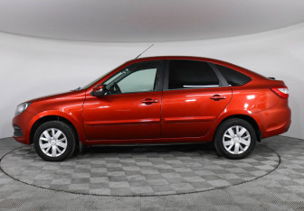 Подержанный автомобиль LADA (ВАЗ) Granta Liftback 2021 года (8 фото)