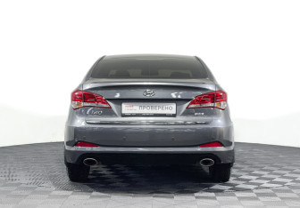 Подержанный автомобиль Hyundai i40 Sedan 2016 года (6 фото)