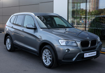 Подержанный автомобиль BMW X3 2014 года (3 фото)