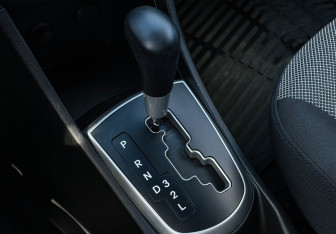 Подержанный автомобиль Hyundai Solaris Sedan 2013 года (16 фото)