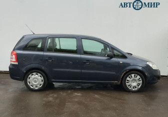 Подержанный автомобиль Opel Zafira Compactvan 2007 года (4 фото)