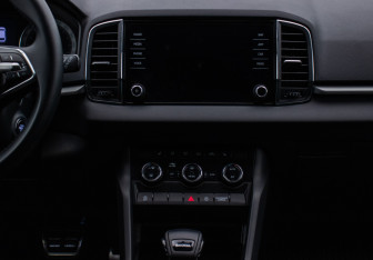 Подержанный автомобиль Skoda Karoq 2021 года (14 фото)