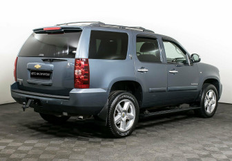 Подержанный автомобиль Chevrolet Tahoe 2008 года (3 фото)