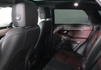 Подержанный автомобиль Land Rover Range Rover Evoque 2019 года (12 фото)