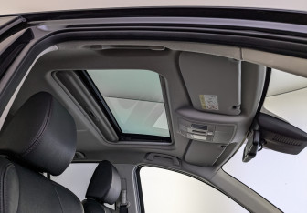 Подержанный автомобиль Mazda CX-5 2014 года (23 фото)