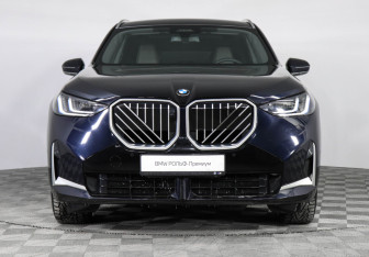 Подержанный автомобиль BMW X3 2025 года (3 фото)