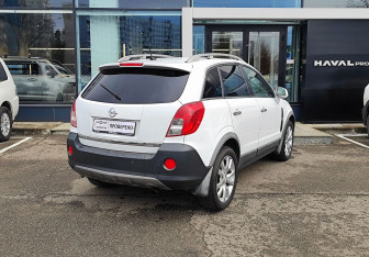 Подержанный автомобиль Opel Antara 2013 года (5 фото)