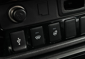 Подержанный автомобиль Mitsubishi Outlander 2020 года (18 фото)