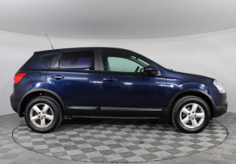 Подержанный автомобиль Nissan Qashqai 2008 года (4 фото)