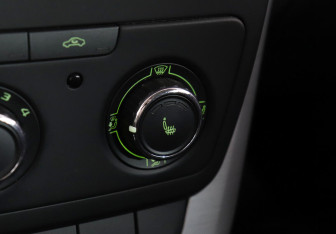 Подержанный автомобиль Skoda Yeti 2014 года (11 фото)