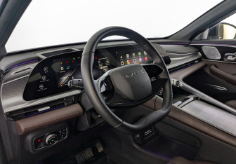 Подержанный автомобиль Exeed TXL 2024 года (16 фото)