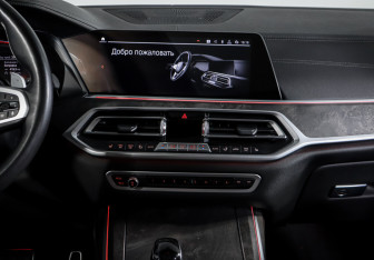 Подержанный автомобиль BMW X7 2020 года (13 фото)