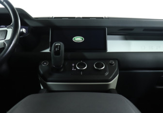 Подержанный автомобиль Land Rover Defender Suv 2020 года (14 фото)