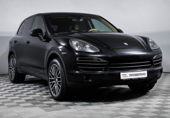 Подержанный автомобиль Porsche Cayenne 2013 года (3 фото)
