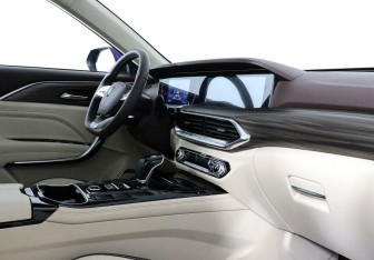 Подержанный автомобиль FAW Bestune T77 2023 года (5 фото)