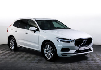 Подержанный автомобиль Volvo XC60 2018 года (3 фото)