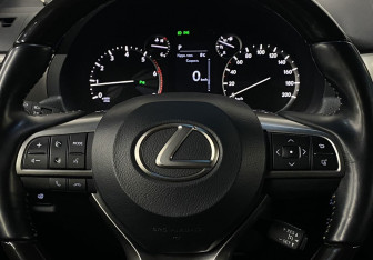 Подержанный автомобиль Lexus GX 2021 года (15 фото)