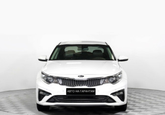 Подержанный автомобиль Kia Optima Sedan 2018 года (2 фото)