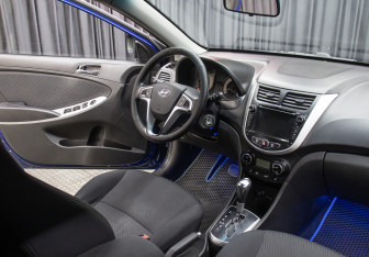 Подержанный автомобиль Hyundai Solaris Sedan 2013 года (11 фото)