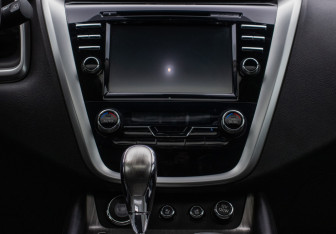 Подержанный автомобиль Nissan Murano Suv 2021 года (14 фото)