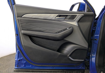 Подержанный автомобиль Haval F7x 2022 года (19 фото)