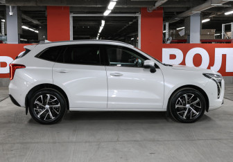 Подержанный автомобиль Haval Jolion 2022 года (4 фото)