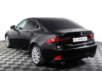 Подержанный автомобиль Lexus IS Sedan 2014 года (7 фото)