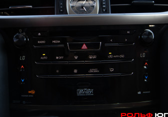 Подержанный автомобиль Lexus LX 2018 года (21 фото)