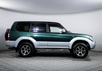 Подержанный автомобиль Toyota Land Cruiser Prado 1997 года (4 фото)