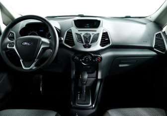 Подержанный автомобиль Ford EcoSport 2017 года (6 фото)