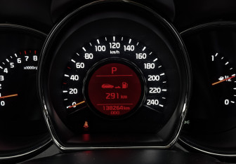 Подержанный автомобиль Kia Ceed Hatchback 2014 года (16 фото)