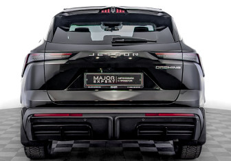 Подержанный автомобиль Jetour Dashing 2023 года (7 фото)