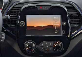 Подержанный автомобиль Renault Kaptur 2021 года (17 фото)