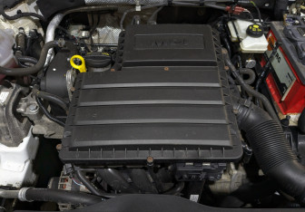 Подержанный автомобиль Skoda Octavia Liftback 2019 года (9 фото)